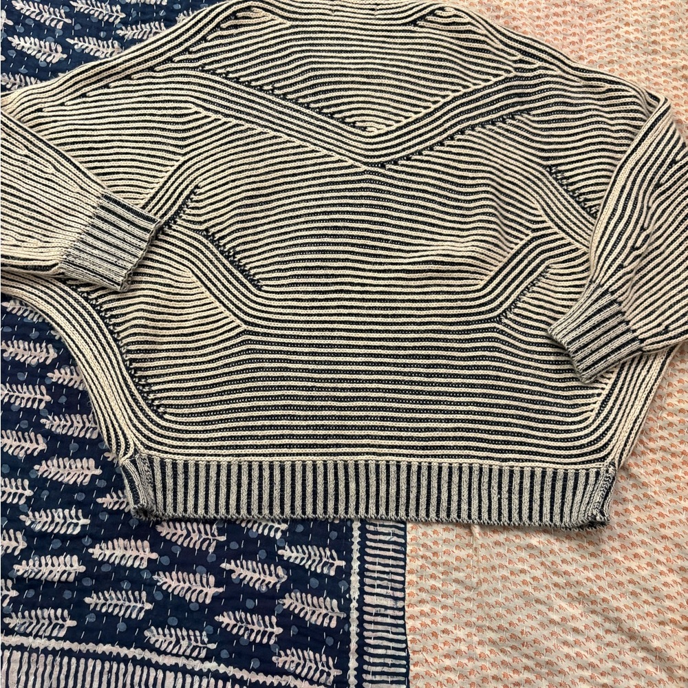 Striped Crew Neck Sweater - Picture 6 of 8